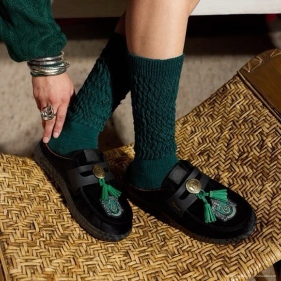 Hey Dude Other - New In Box Harry Potter Hey Dude Wally Slytherin Hogwarts Loafer Velvet Shoes 9